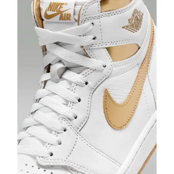 Nike Air Jordan 1 Retro High OG Womens 11.5 /Mens 10 Shoes White Gold FD2596-107